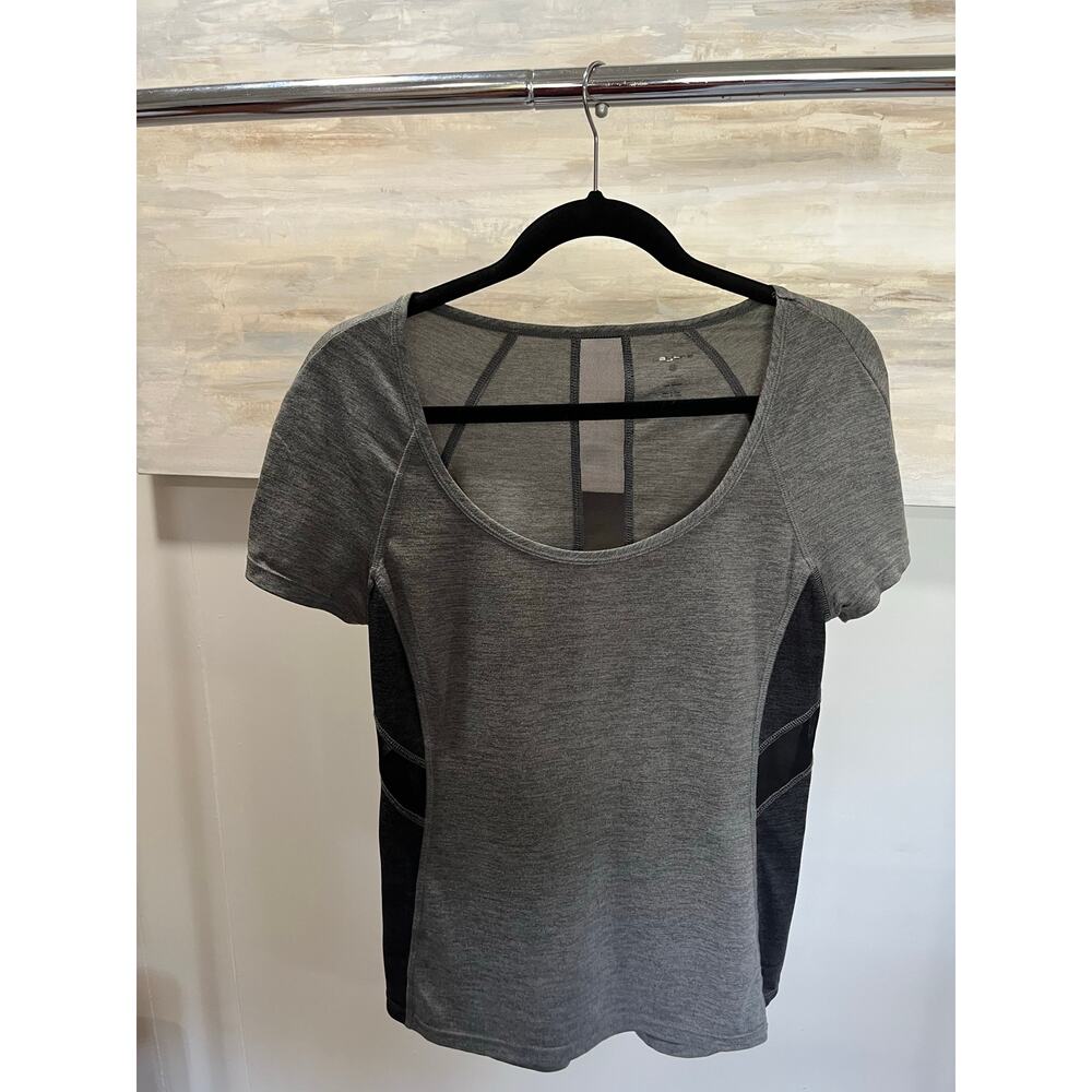 Womens Activewear Gray top Layers Brand Size S